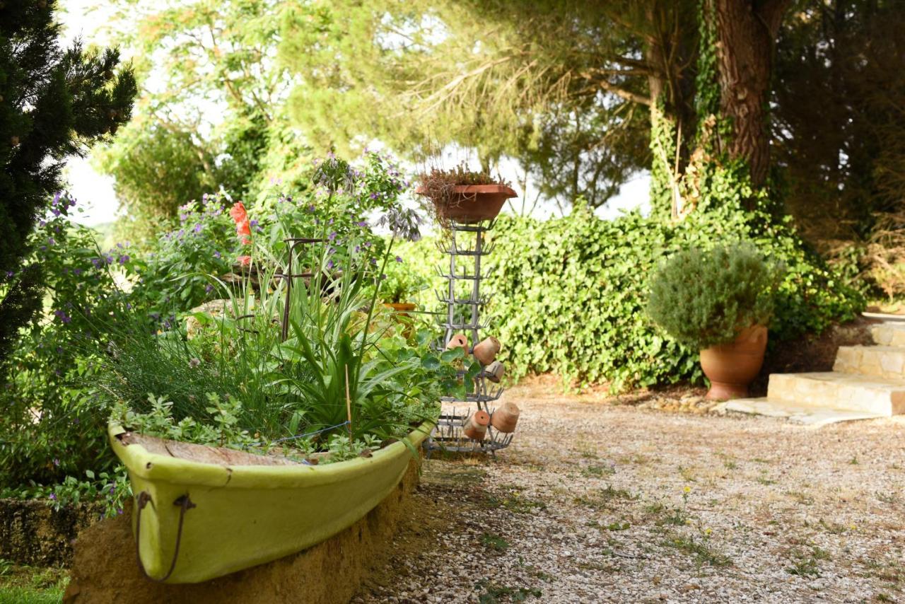 La Bergerie De L'Etang Bed & Breakfast Montels  Ngoại thất bức ảnh