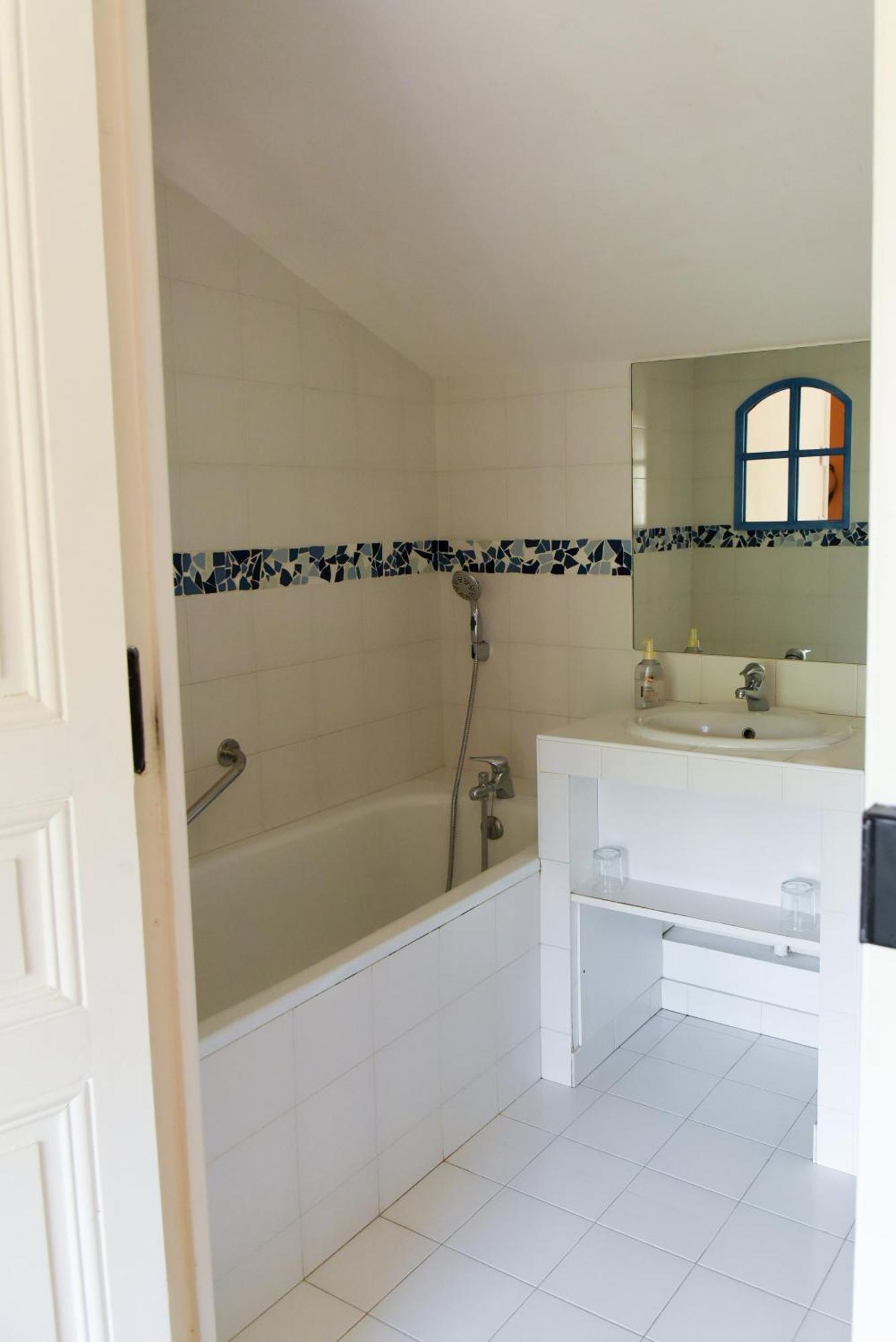 La Bergerie De L'Etang Bed & Breakfast Montels  Phòng bức ảnh